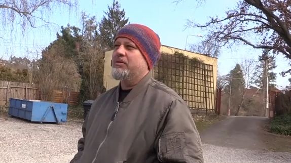 Otevřel svůj kemp uprchlíkům, společně tam založili ukrajinskou hospodu